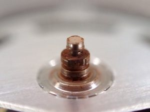 ローター真のオイルが切れて、サビが発生し、磨滅しています。