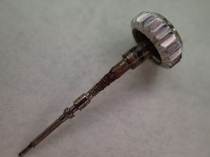 メンテナンス不足によるパッキンの劣化や、