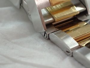 セーフティキャッチが脱落する可能性もあります。