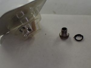 新品と交換いたします。今では貴重なチューブです。